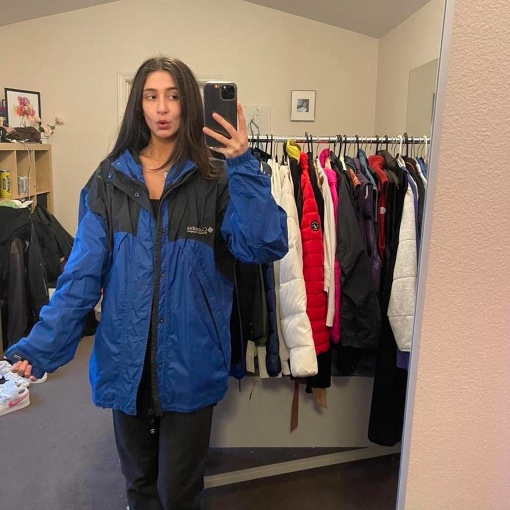Columbia Men's Blue and Black Raincoat
